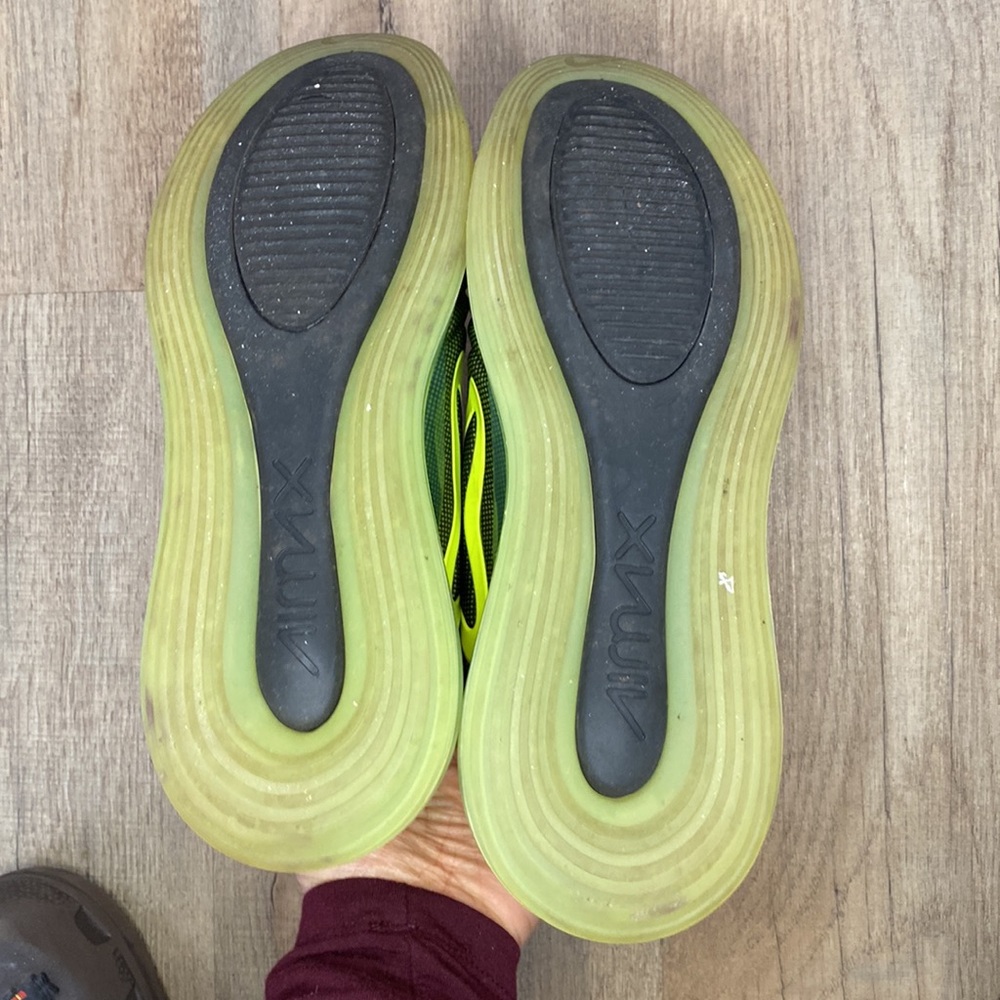 Nike Air Max 720 Running Shoes black with neon size 7 - Picture 7 of 8